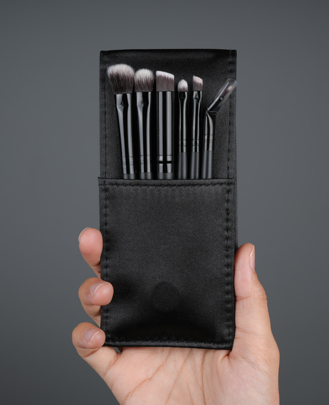 VIE - THE PRECISION EYE BRUSHES